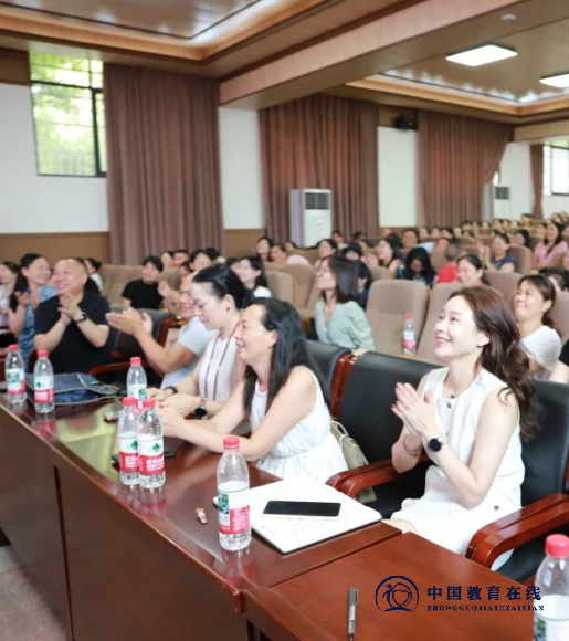 城区二小：“时光邮局”里的光阴故事：教育是一场温暖的回声